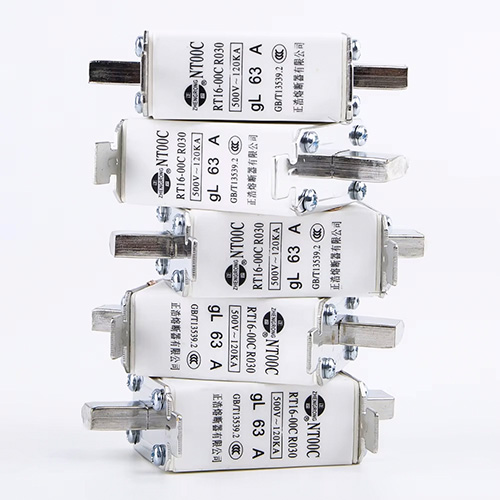 حسب ضرورت تھوک کم وولٹیج NT00C AC فیوز لنک نائف لٹل بلیڈ ہائی بریکنگ کیپیسٹی کاپر 100A CE