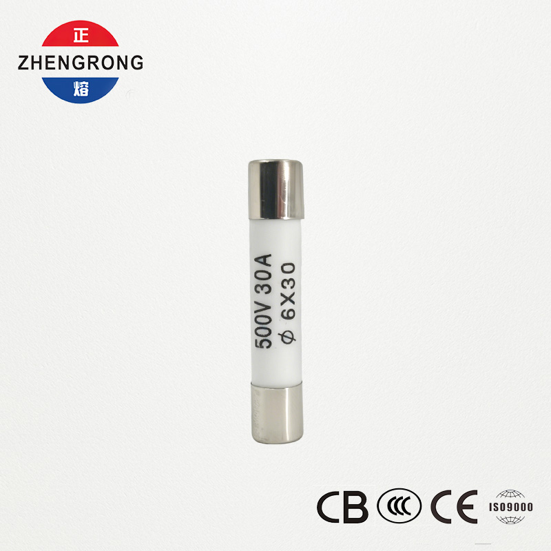 بین الاقوامی تقسیم کاروں کے لیے اعلیٰ معیار کا 6*30mm R058 فیوز 30A